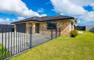 19A Buchanan Road, Kingseat