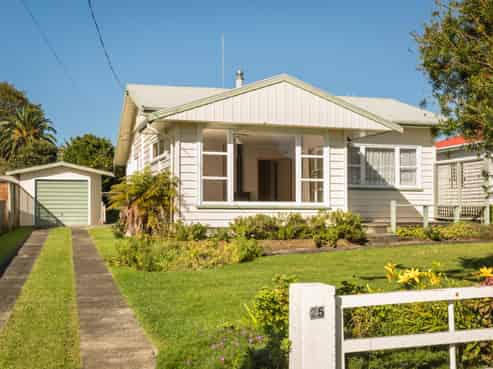 25 Miller Avenue, Paeroa