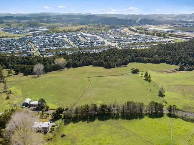 46 Old Pine Valley Road, Silverdale