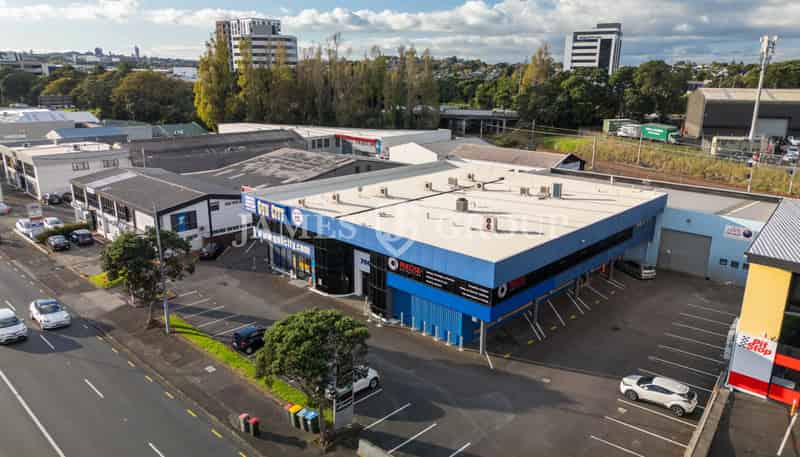 Unit 1/706 Great South Road, Penrose