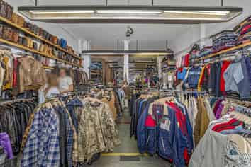 VALUE FOR MONEY RETAIL ON K' ROAD
