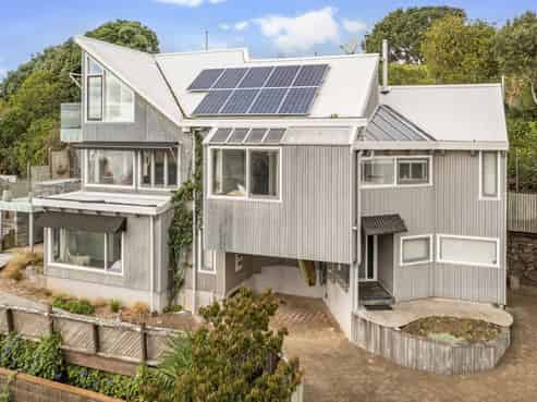 16A Macky Avenue, Devonport