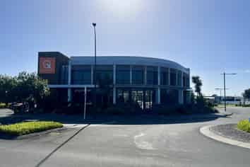 Premium Commercial space in Papamoa