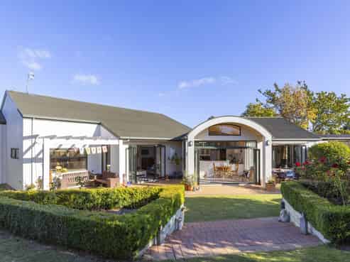 4/74 Birch Street, Hilltop
