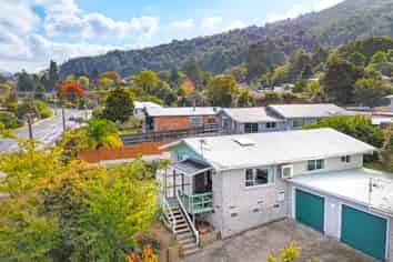 299A Clayton Road, Pukehangi