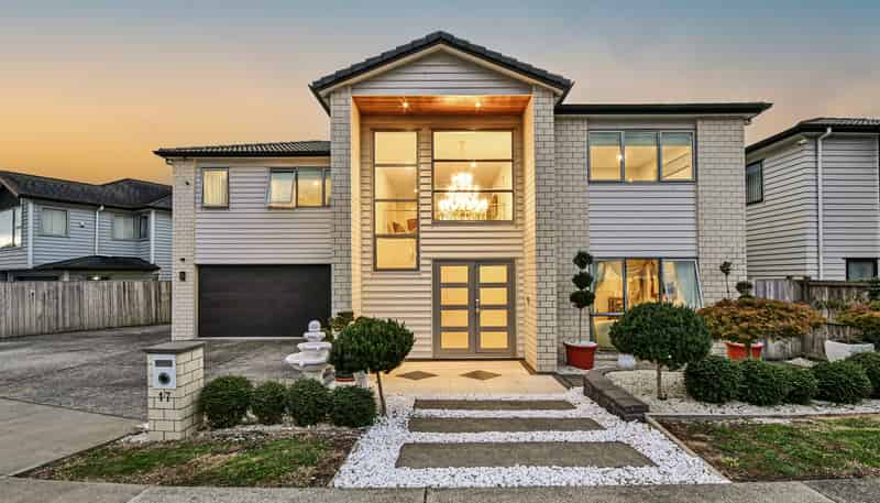 17 Drumbuoy Drive, Flat Bush