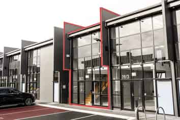 For LEASE- Flexible Commercial Workshop