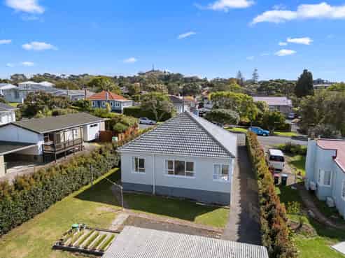 13 Kawau Road, Greenlane