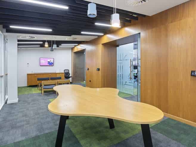A Grade Central City Offices with Stunning Fitout
