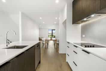 17 Riukiuta Avenue, Three Kings