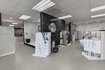 Green Lane East Showroom for lease