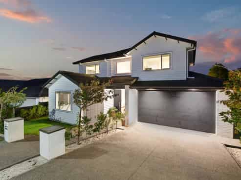 36 Butler Stoney Crescent, Millwater