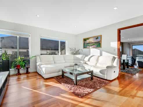 36 Butler Stoney Crescent, Millwater