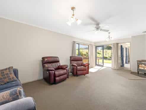 65 Monteith Street, Halcombe