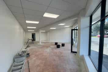 To be Refurbished Retail for Lease on New North Rd