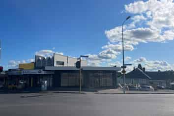 To be Refurbished Retail for Lease on New North Rd