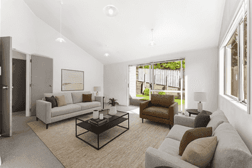 2/372 Whangaparaoa Road, Stanmore Bay