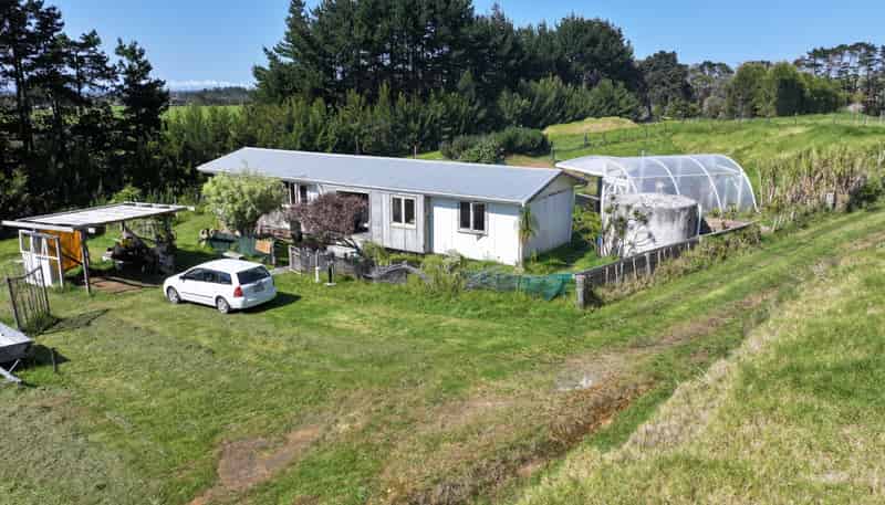 5126 State Highway One, Ngataki