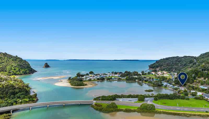 6 Waiwera Road, Waiwera