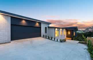 42 Paparahi Place, Orewa