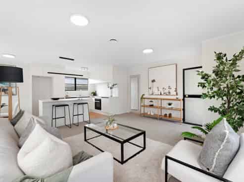 2/7 Rewarewa Road, Te Atatu Peninsula