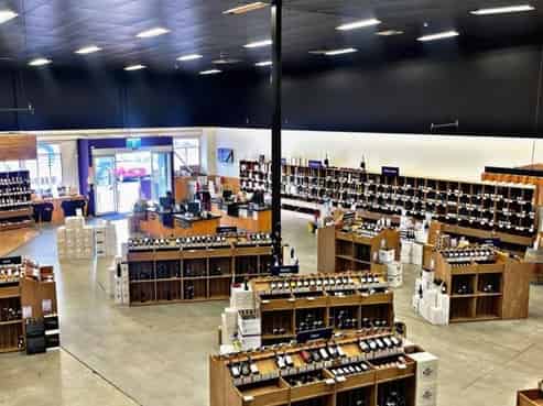 Rare Retail/Trade Showroom Opportunity