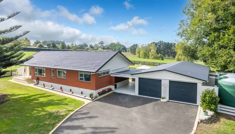 4 Berkers Rd, Ngahinapouri