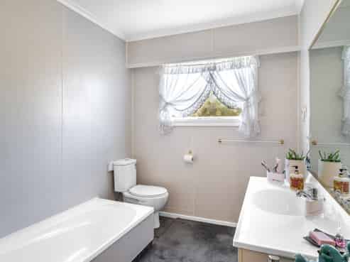 255 Yarrow Street, Richmond