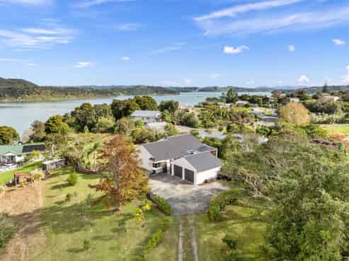 1384 Whangarei Heads Road, Parua Bay