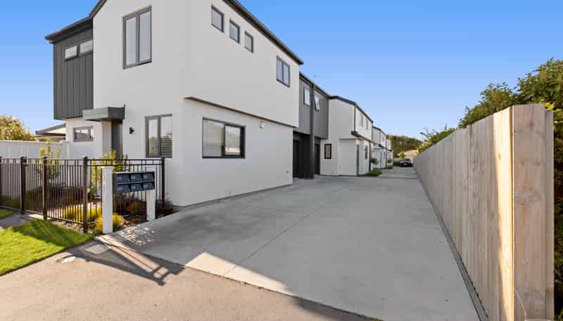 2/59 Amyes Road, Hornby