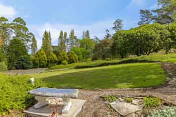 1481 East Coast Road, Redvale