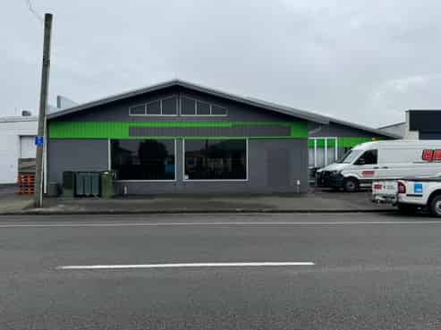 Hastings Showroom and storage