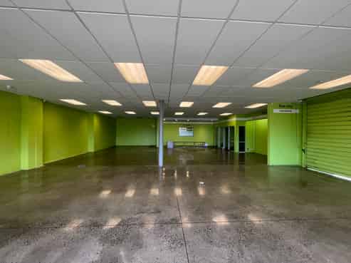 Hastings Showroom and storage