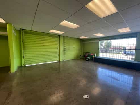 Hastings Showroom and storage