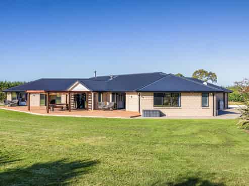 853 Marshmans Road, Sefton