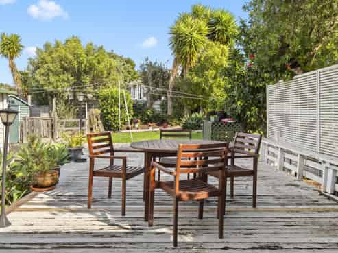 52 Taihiki Road, Clarks Beach