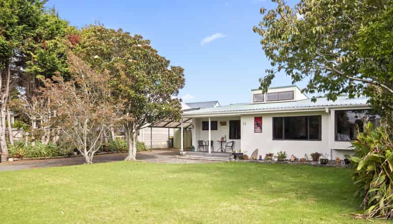 52 Taihiki Road, Clarks Beach