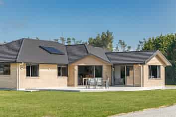 73 McPadden Road, Westport