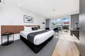 313/31 Davis Crescent, Newmarket