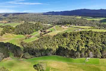 687 Work Road, Whakamarama