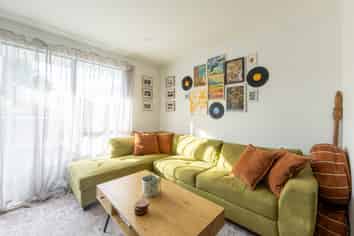 4/2 Riversdale Road, Avondale