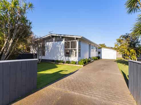 24 Mandarin Place, Half Moon Bay