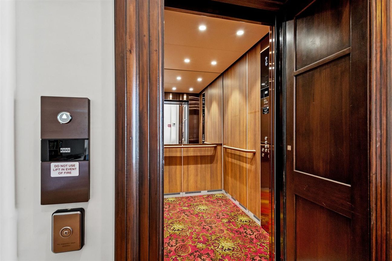 Executive Office Old Municipal Chambers – pohled 4