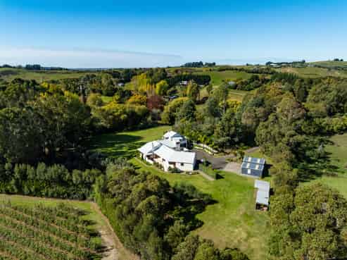 31 Rotowhenua Road, Poraiti