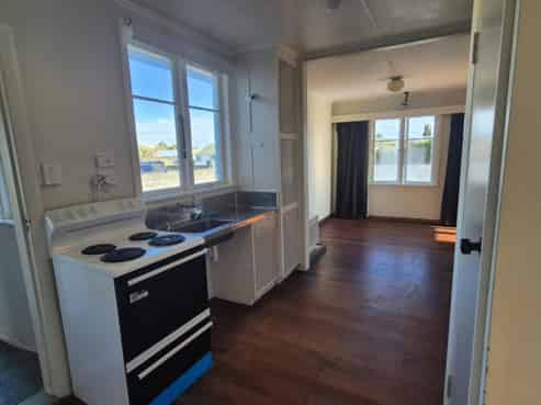 46 Marumaru Street, Marton