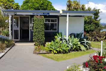 Freehold Investment Opportunity with Options
