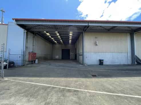 Versatile Industrial - 1800sqm