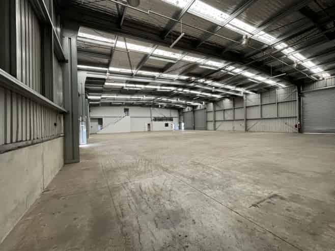 Versatile Industrial - 1800sqm