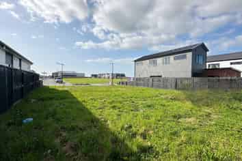 7 Earp Crescent, Chartwell