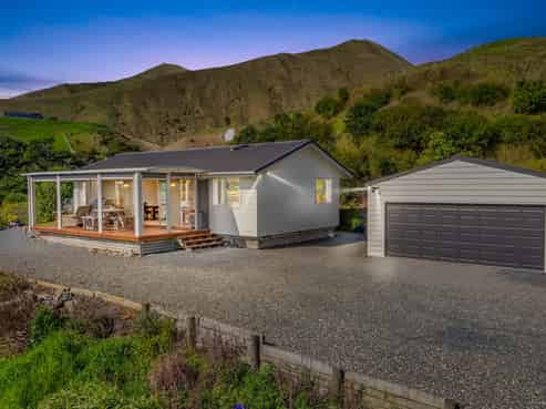 1441 Marokopa Road, Marokopa